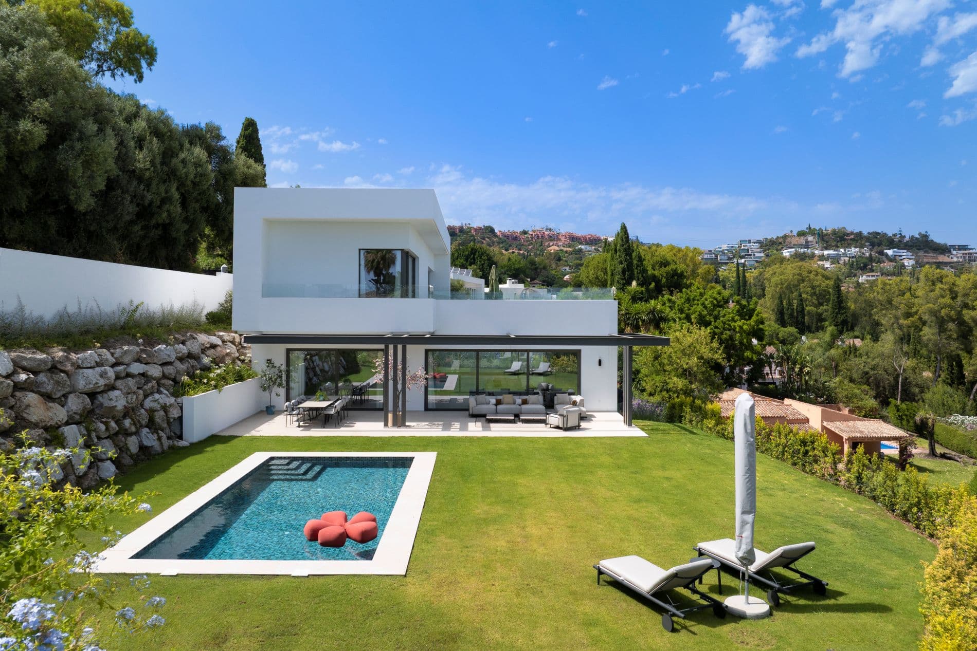 Contemporary Luxury Villa